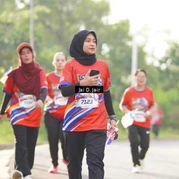 Runner Photo 6027155