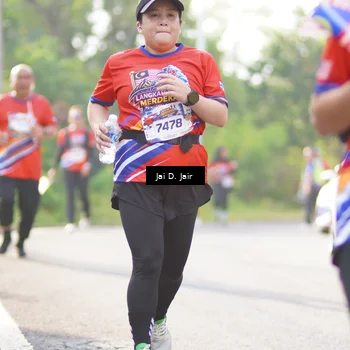 Runner Photo 6027182