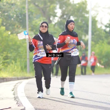 Runner Photo 6027199