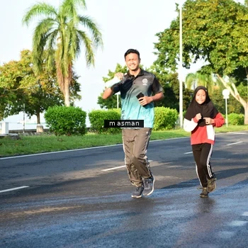 Runner Photo 6027241