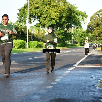 Runner Photo 6027255