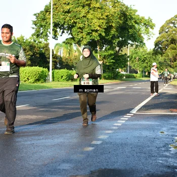Runner Photo 6027259