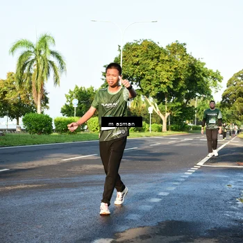 Runner Photo 6027272