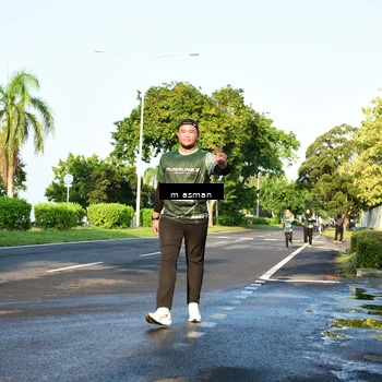 Runner Photo 6027290
