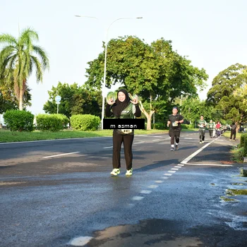 Runner Photo 6027297