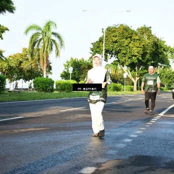 Runner Photo 6027318