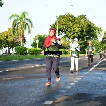 Runner Photo 6027319