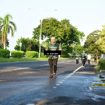 Runner Photo 6027324