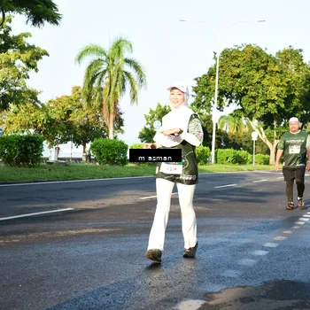 Runner Photo 6027325