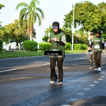 Runner Photo 6027344