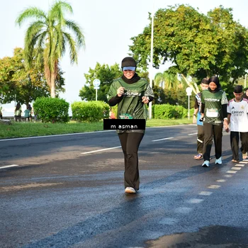 Runner Photo 6027348