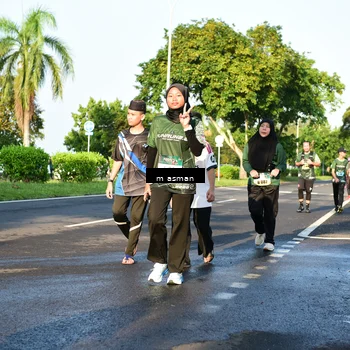 Runner Photo 6027350