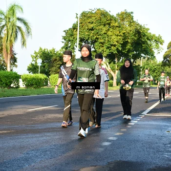 Runner Photo 6027351
