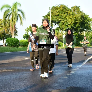 Runner Photo 6027353