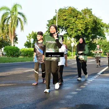 Runner Photo 6027356