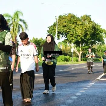 Runner Photo 6027357