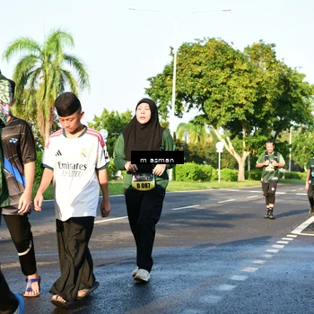 Runner Photo 6027359