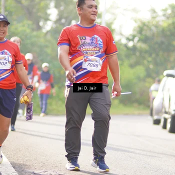 Runner Photo 6027412