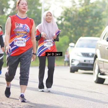 Runner Photo 6027473