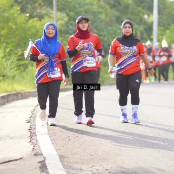 Runner Photo 6027581