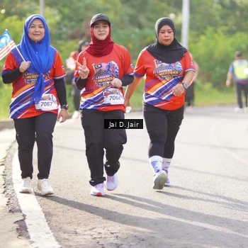 Runner Photo 6027585