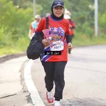 Runner Photo 6027596