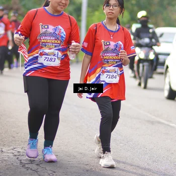 Runner Photo 6027677