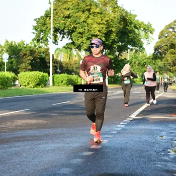 Runner Photo 6027682