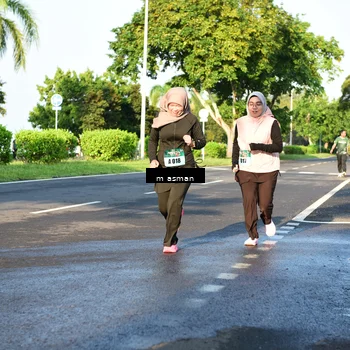 Runner Photo 6027697