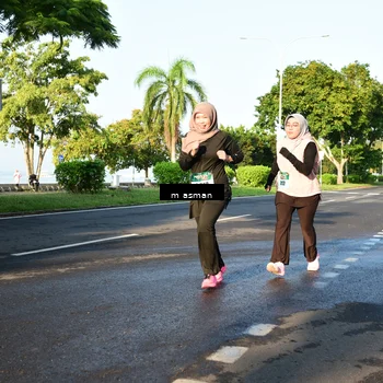 Runner Photo 6027703