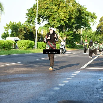 Runner Photo 6027723
