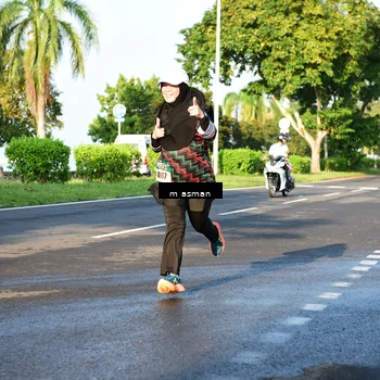 Runner Photo 6027734