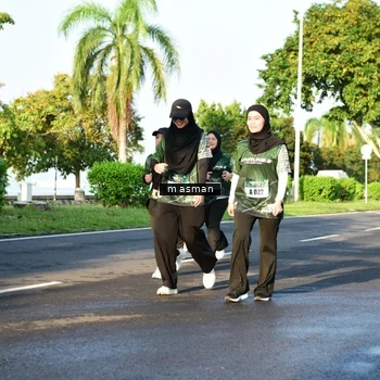 Runner Photo 6027754