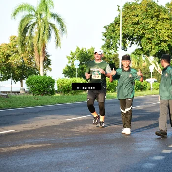 Runner Photo 6027769