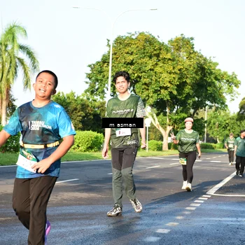 Runner Photo 6027771