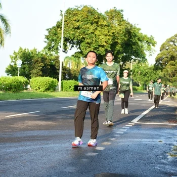 Runner Photo 6027775