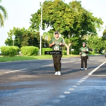 Runner Photo 6027779