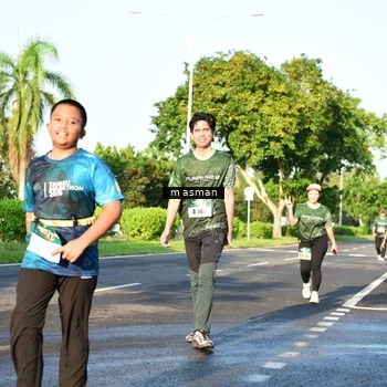 Runner Photo 6027781