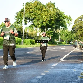 Runner Photo 6027786