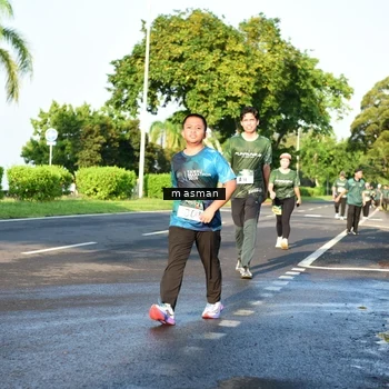 Runner Photo 6027789