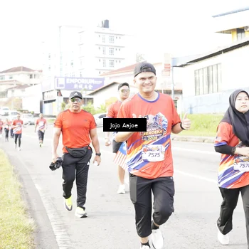 Runner Photo 6027930