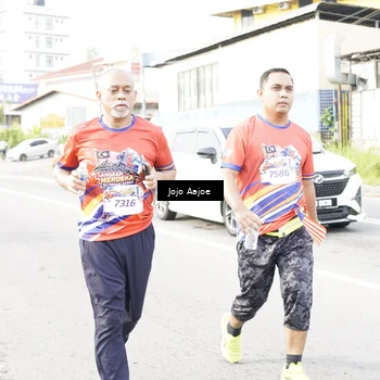 Runner Photo 6027954