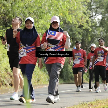 Runner Photo 6027999