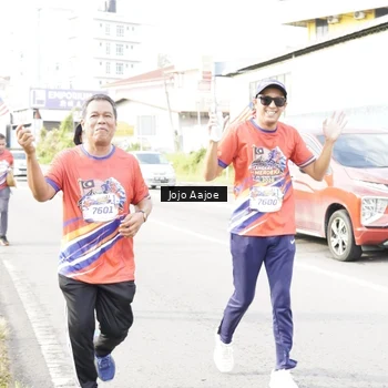 Runner Photo 6028033
