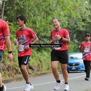 Runner Photo 6028037