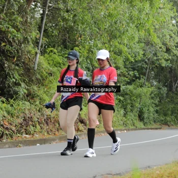 Runner Photo 6028057
