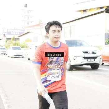 Runner Photo 6028066