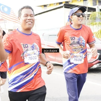 Runner Photo 6028068