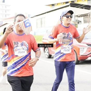 Runner Photo 6028073
