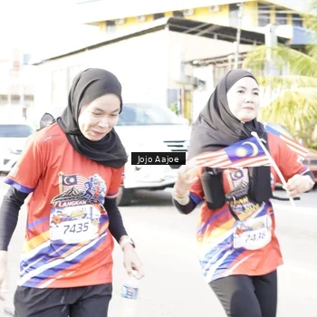 Runner Photo 6028111